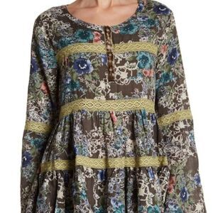 NEW ARATTA Long Sleeve Tiered Ruffled Long‎ Sleeve Olive Blouse Size Small NWT